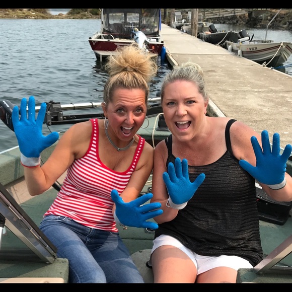 Meet your Posher, Courtney - Picture 3 of 4